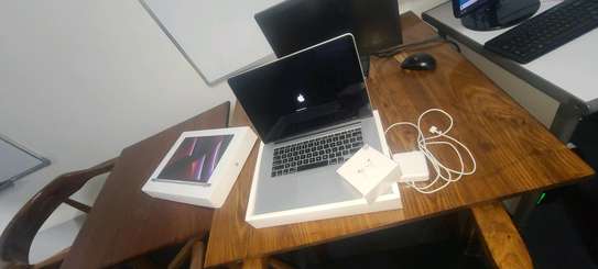 2013 15 inch MACBOOK PRO image 3