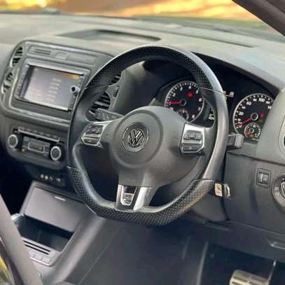 2015 Volkswagen Tiguan R line image 5