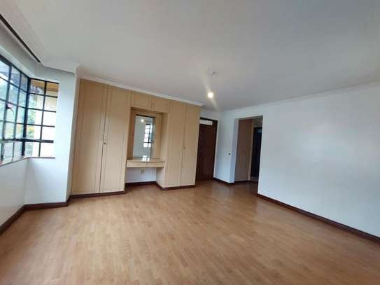 4 Bed Townhouse with En Suite at Lavington image 16