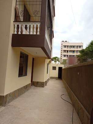 10 bedroom apartment for sale in Bamburi image 13