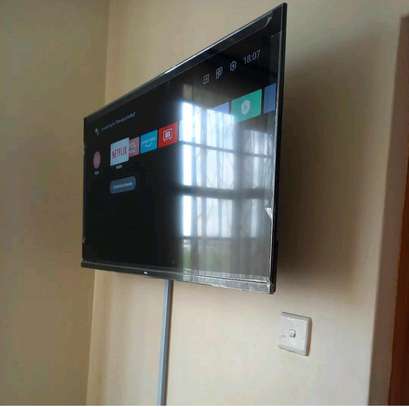 Tv wall Mounting Services image 3