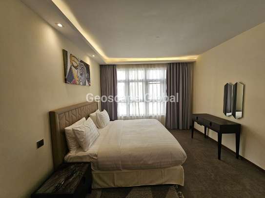 3 Bed Apartment with En Suite in Spring Valley image 10