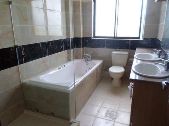 4 Bed Apartment with En Suite at Kileleshwa image 12