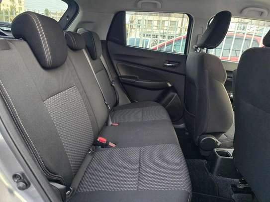 Suzuki swift Rs hybrid grey 2018 image 4