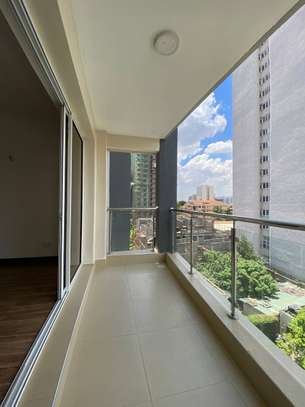 2 Bed Apartment with En Suite in Kilimani image 4