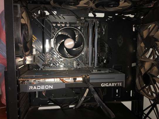 Custom Built Gaming PC AMD Rayzen 5 5600 16GB RX 6600 1TB image 4