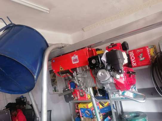 CONCRETE HOIST AND CRANE (1TONNE) FOR SALE image 3