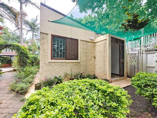 2 Bed House with En Suite at Peponi Road image 10