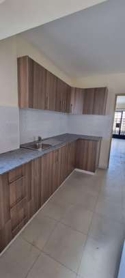 2 Bed Apartment with En Suite at Mountain image 21