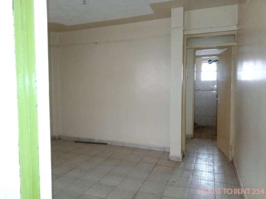 SPACIOUS 2- BEDROOM APARTMENT MASTER ENSUITE IN KINOO image 2