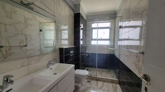 4 Bed Townhouse with En Suite in Runda image 8