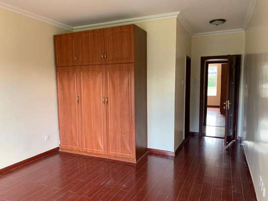 4 Bedroom Duplex All Ensuite with a Study Room + 4 balconies image 9
