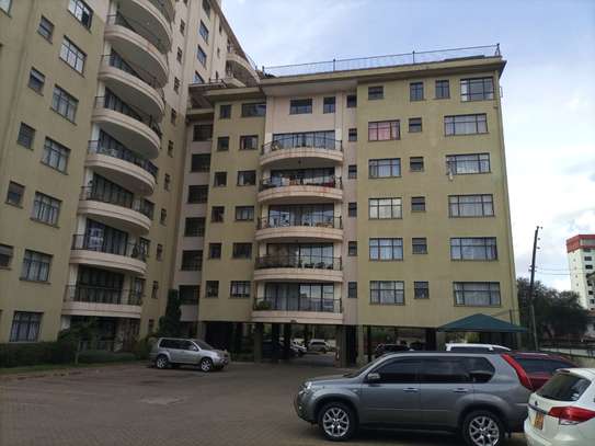 2 Bed Apartment with Swimming Pool in Kilimani image 5