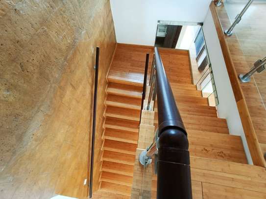 4 Bed House with En Suite in Garden Estate image 7