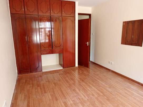 3 Bed Apartment with En Suite at Riverside Drive image 33