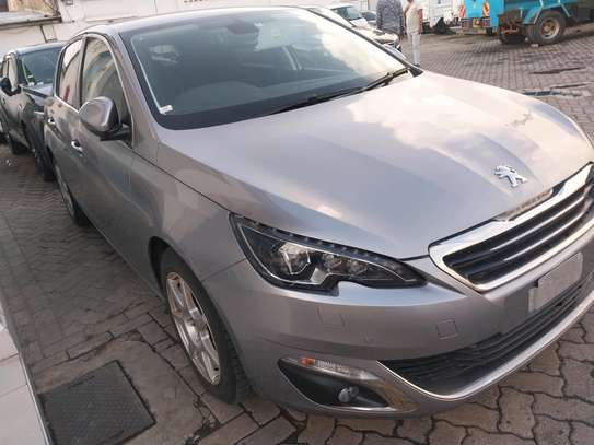 Peugeot 308 2016 image 7