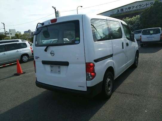 NV200 (low deposit of 550,000 accepted) image 3