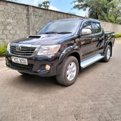 TOYOTA HILUX DOUBLE CAB AUTOMATIC image 3