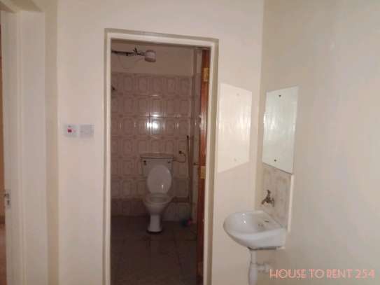 SPACIOUS ONE BEDROOM TO LET near riva image 8