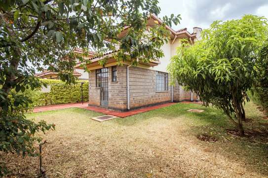 4 Bed Townhouse with En Suite in Thika image 14