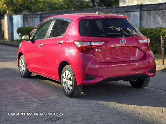 Toyota Vitz Jewela Maroon 2018 image 10