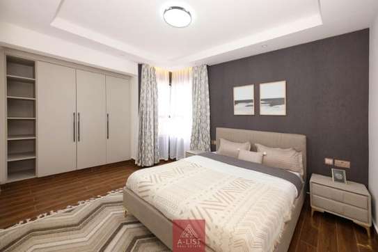 4 Bed Apartment with En Suite at Parklands image 2