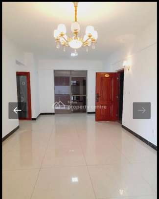 Luxurious spacious 3 bedroom all Ensuite apartment. image 7