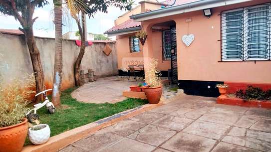 2 Bed House with En Suite in Ngong Road image 2