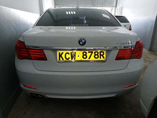 BMW 730I image 7