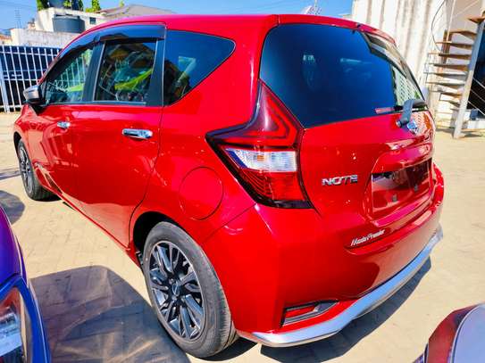 Nissan note E power red wine 2017 image 13