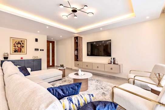 4 Bed Apartment with En Suite at General Mathenge image 15