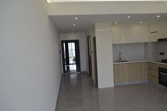 1 bedroom along Riara road to rent. image 5