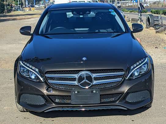 2016 Mercedes Benz C200 Avant-garde. Low mileage image 4
