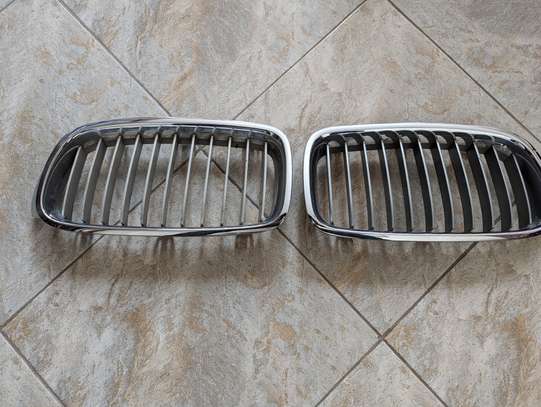 Front Kidney Grille Grill For 12-18 BMW F30 3 series 320i image 1