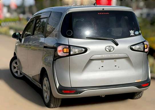 Toyota Sienta Silver color 2017 model fully loaded image 12