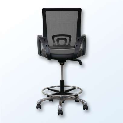 Office Chair: Ergonomic Receptionist Mesh Swivel Chair image 5