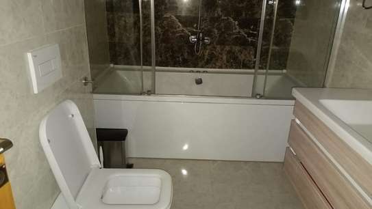 Serviced 3 Bed Apartment with En Suite in Kileleshwa image 14