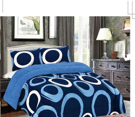Classical Warm Woolen Blue Duvet image 1