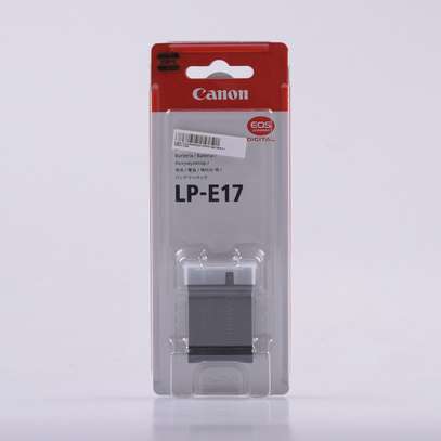 Canon LP-E17 Lithium-Ion Battery Pack image 3