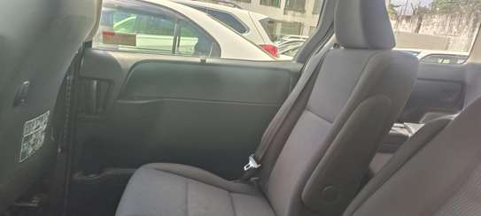 Toyota Noah Hybrid purple 2018 image 7