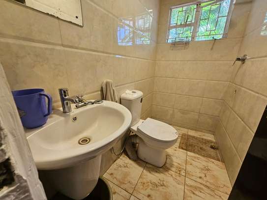 2 Bed House with En Suite in Spring Valley image 3