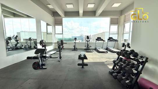3 Bed Apartment with En Suite in Brookside image 3