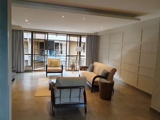 Serviced 2 Bed Apartment with En Suite in Westlands Area image 10