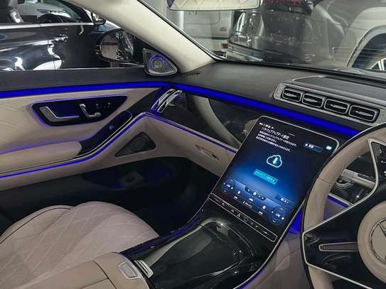 2022 Mercedes Benz S500 image 4