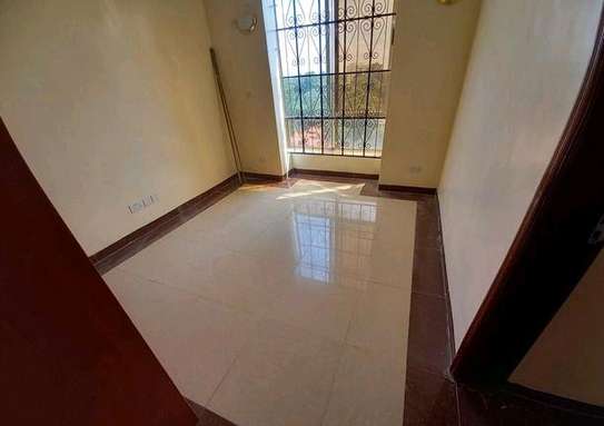 3 Bdrm with Dsq in Lavington, Hatheru rd image 7