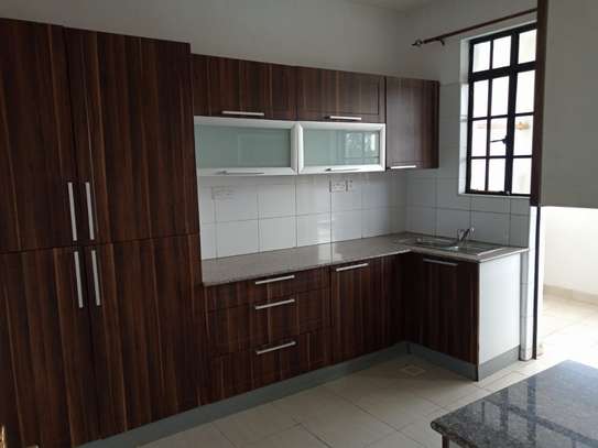 2 Bed Apartment with En Suite in Waiyaki Way image 7