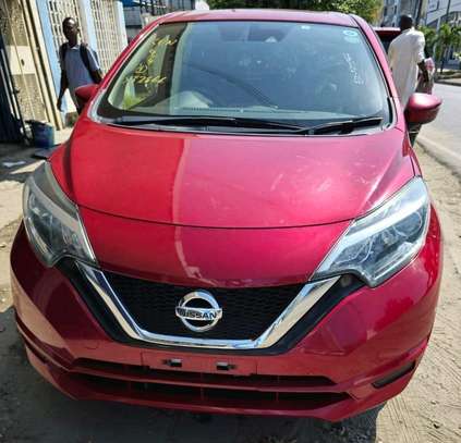 Nissan note redwine 2018 image 1
