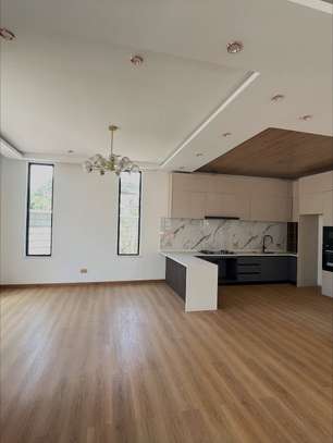 5 Bed Townhouse with En Suite at Lavington Green image 4