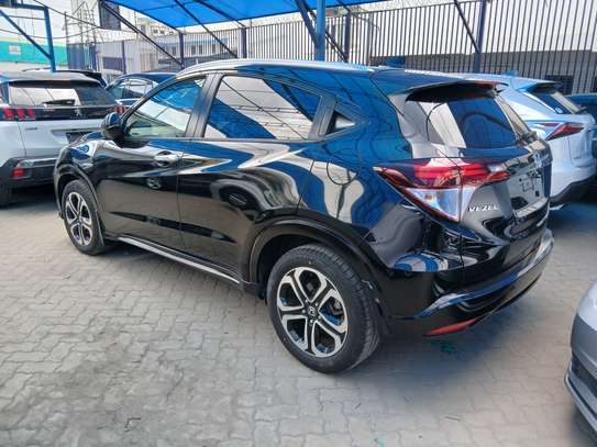 Honda vezel Hybrid RS image 7