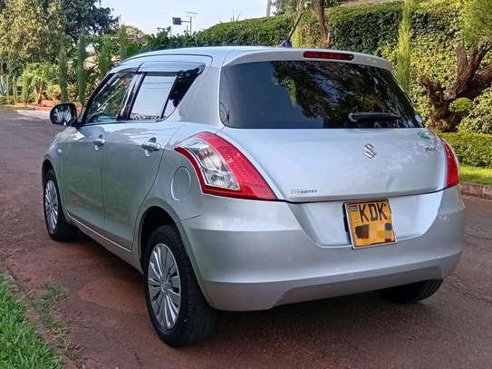 Suzuki swift 2015 image 2